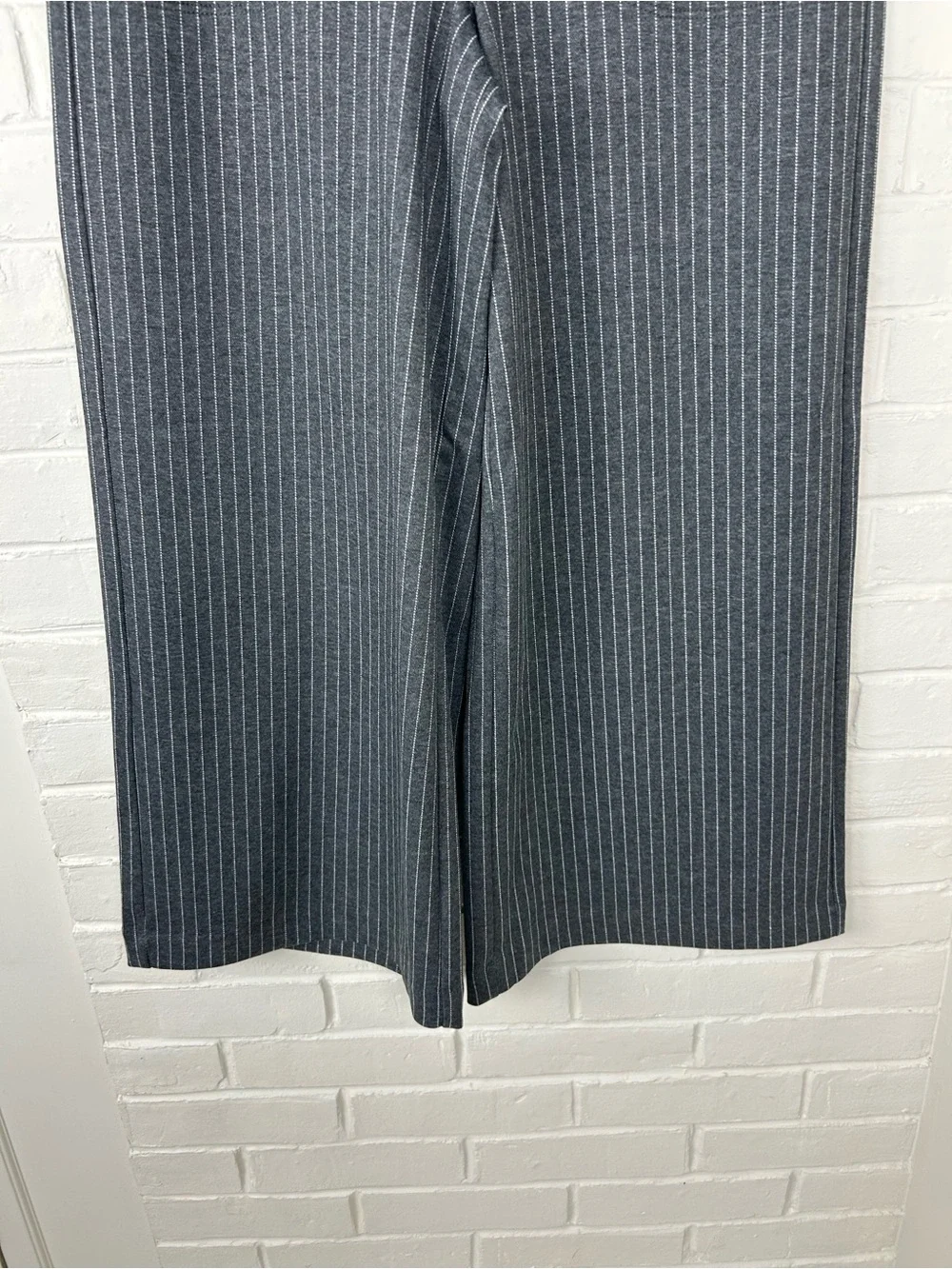 Jules & Leopold Pinstripe Stretch Knit Cropped Wide Leg Trouser Pants Size S